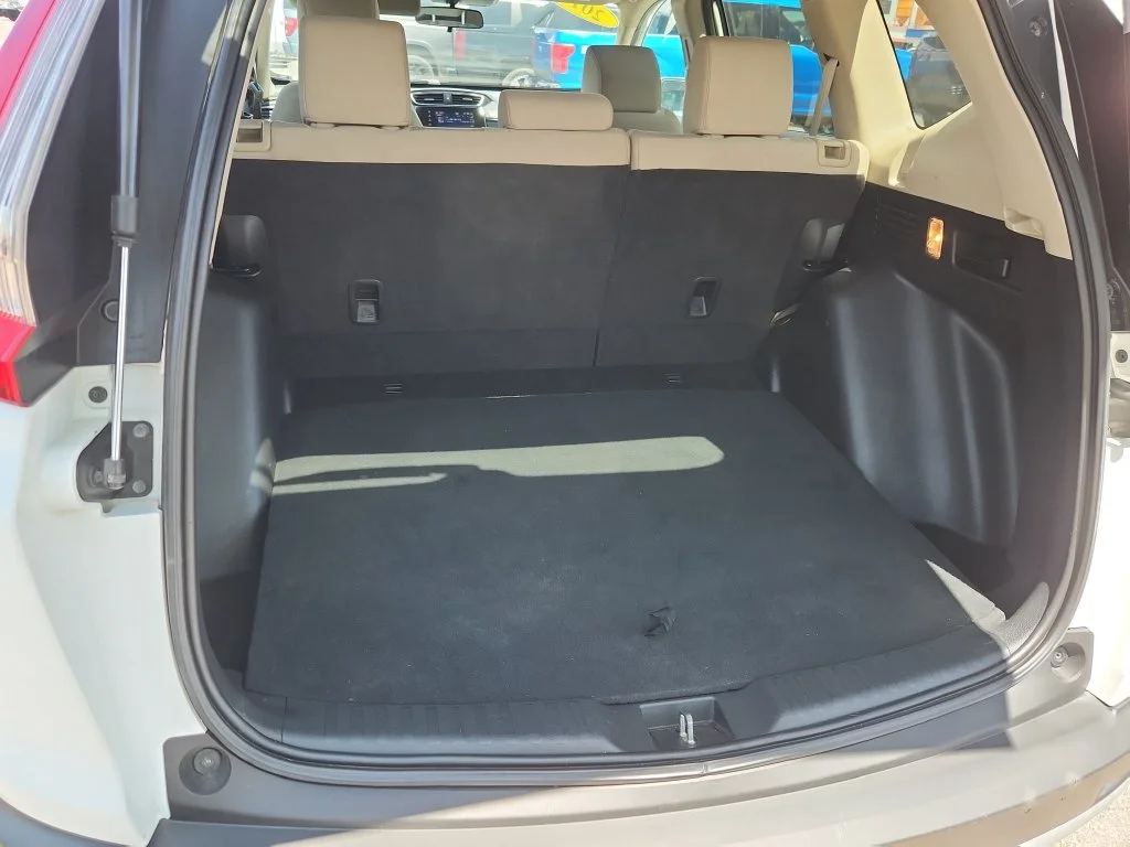 Used 2019 White Honda EX image 9