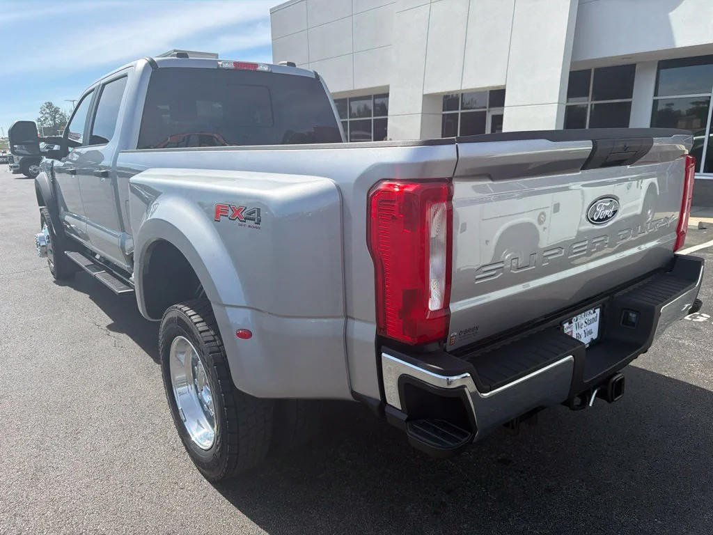 New 2027 Iconic Silver Metallic Ford F-450® XL image 3