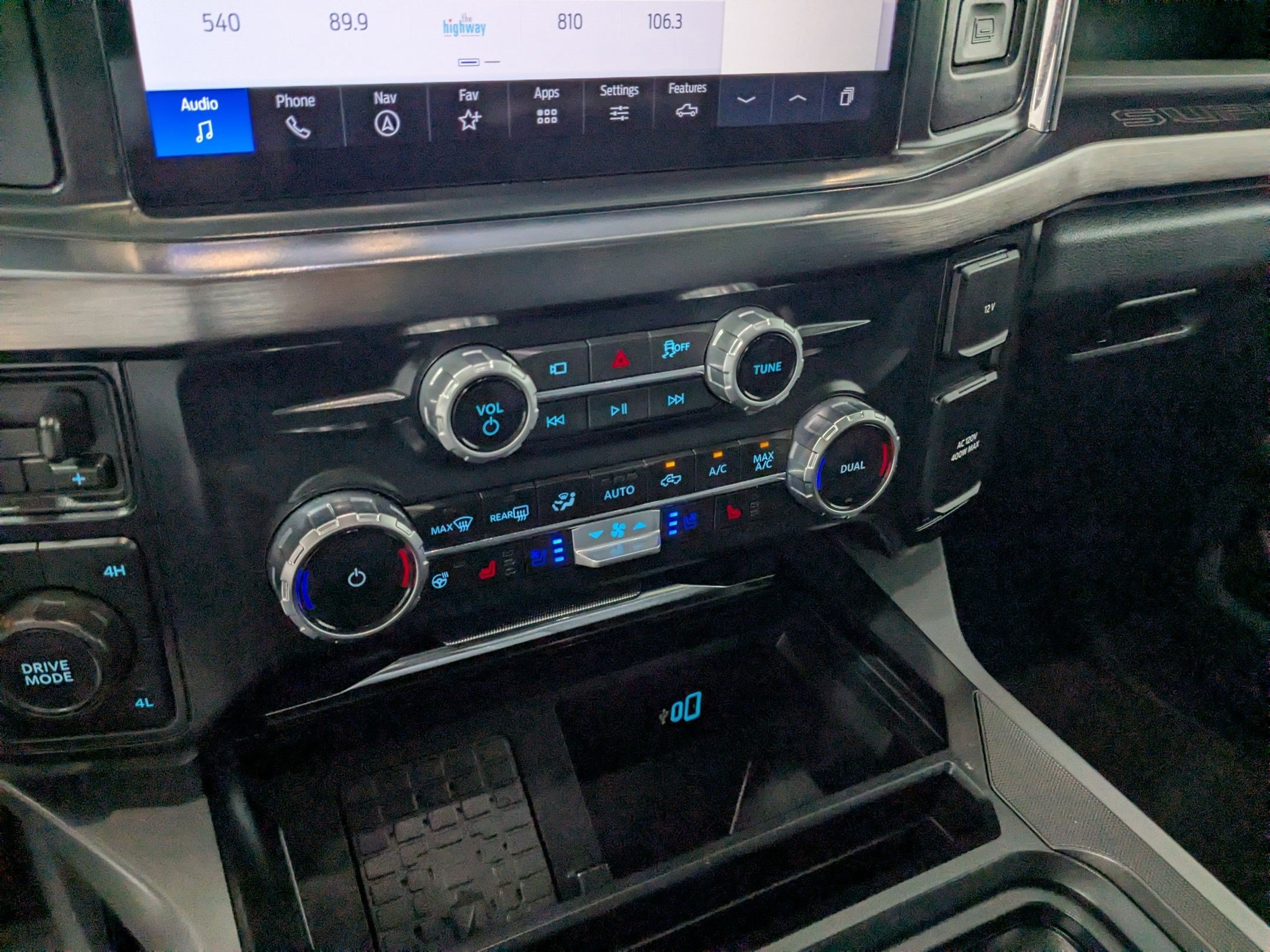 Used 2026 Avalanche Ford LARIAT image 15