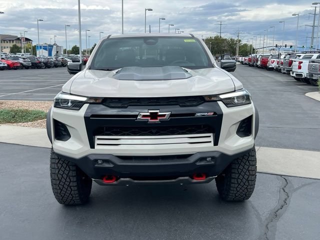 2026 Chevrolet Colorado ZR2 - Photo 11