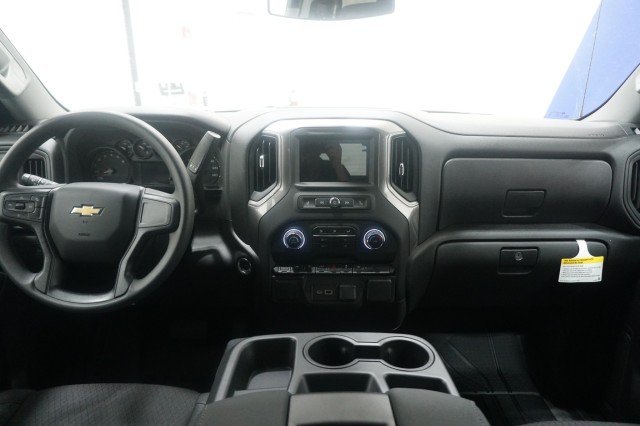 2025 Chevrolet Silverado 1500 Custom - Photo 18