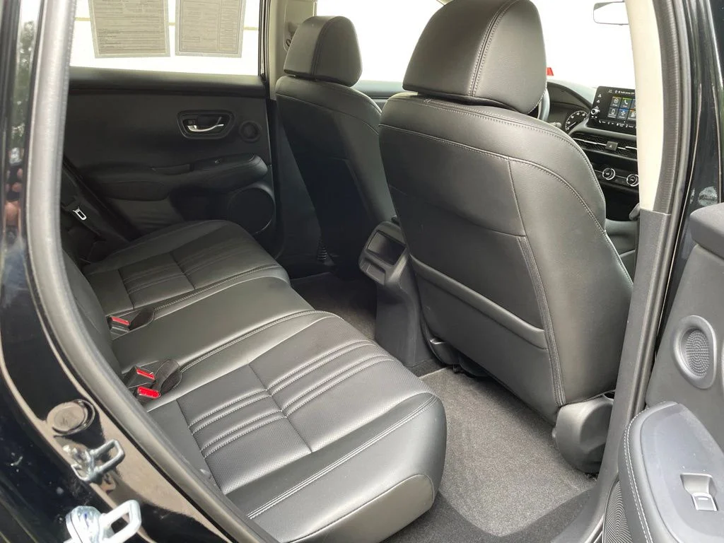 2025 Honda HR-V EX-L - Photo 9