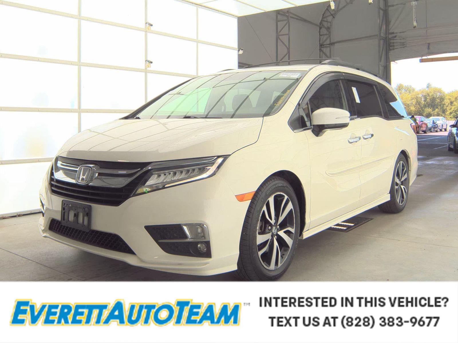 2019 Honda Odyssey Elite's photo