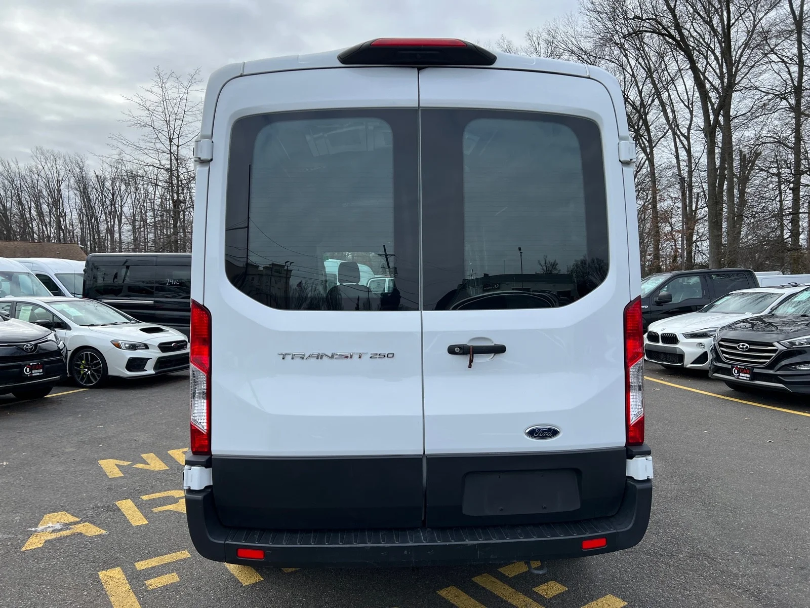 Used 2021 WHITE Ford t-250 148
