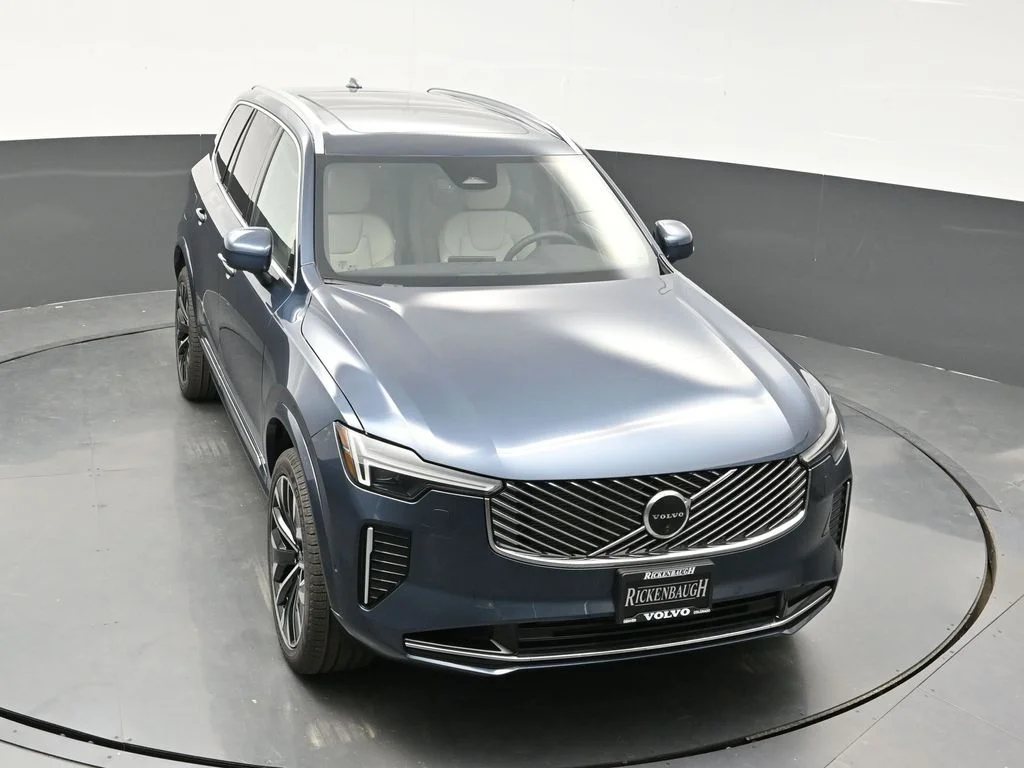 New 2026 Denim Blue Volvo T8 Plus image 17