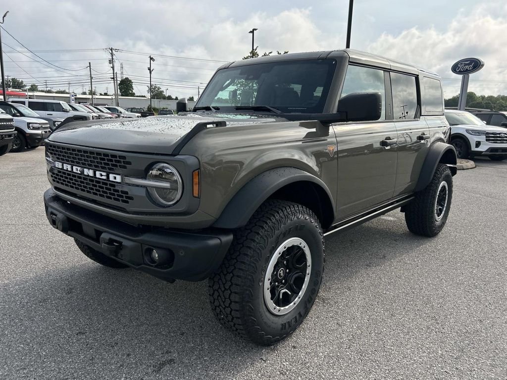 New 2026 Marsh Gray Ford Badlands® image 8