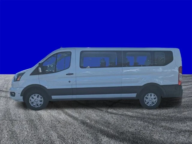 Certified Used 2024 Oxford White Ford XLT image 7