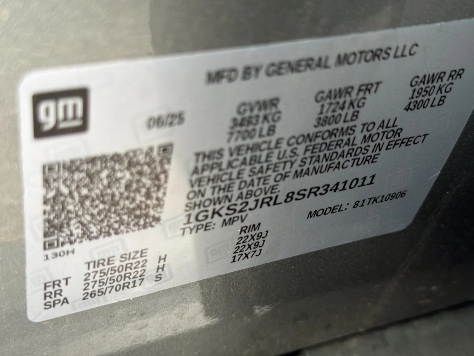 Used 2025 Sterling Metallic GMC Denali image 45