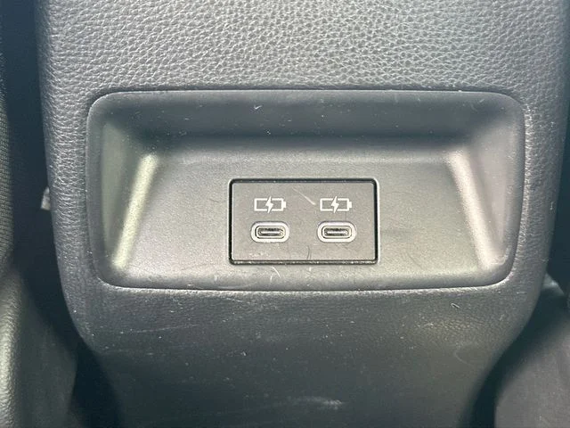 Used 2025  Toyota LE image 13