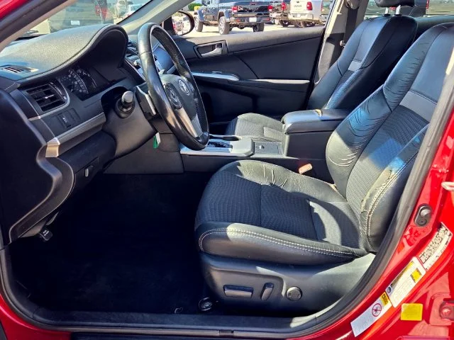 Used 2013 Red Toyota SE image 5
