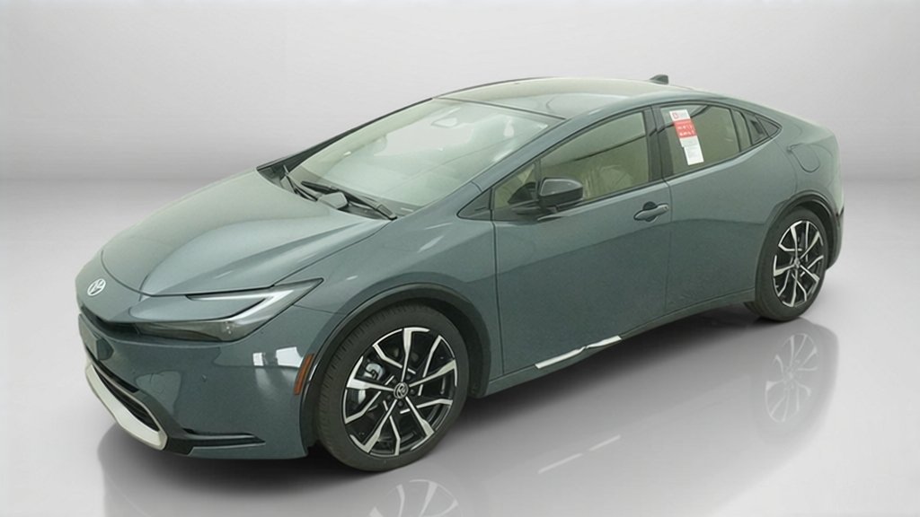 New 2026 Guardian Gray Toyota XSE image 31