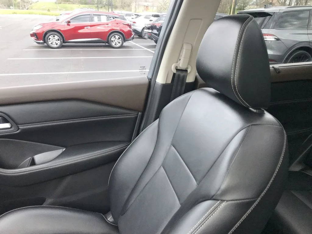 Used 2023 Gray Nissan SL image 24