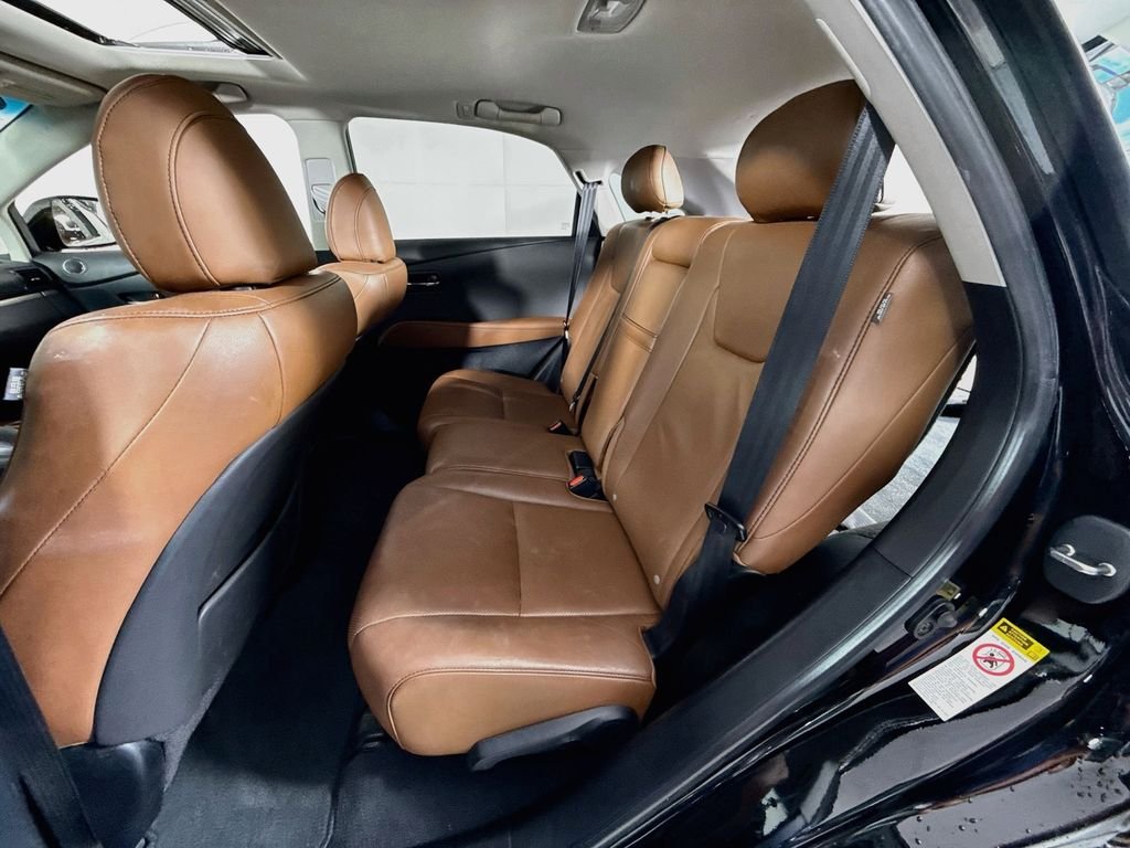 Used 2015 Obsidian Lexus Base image 4