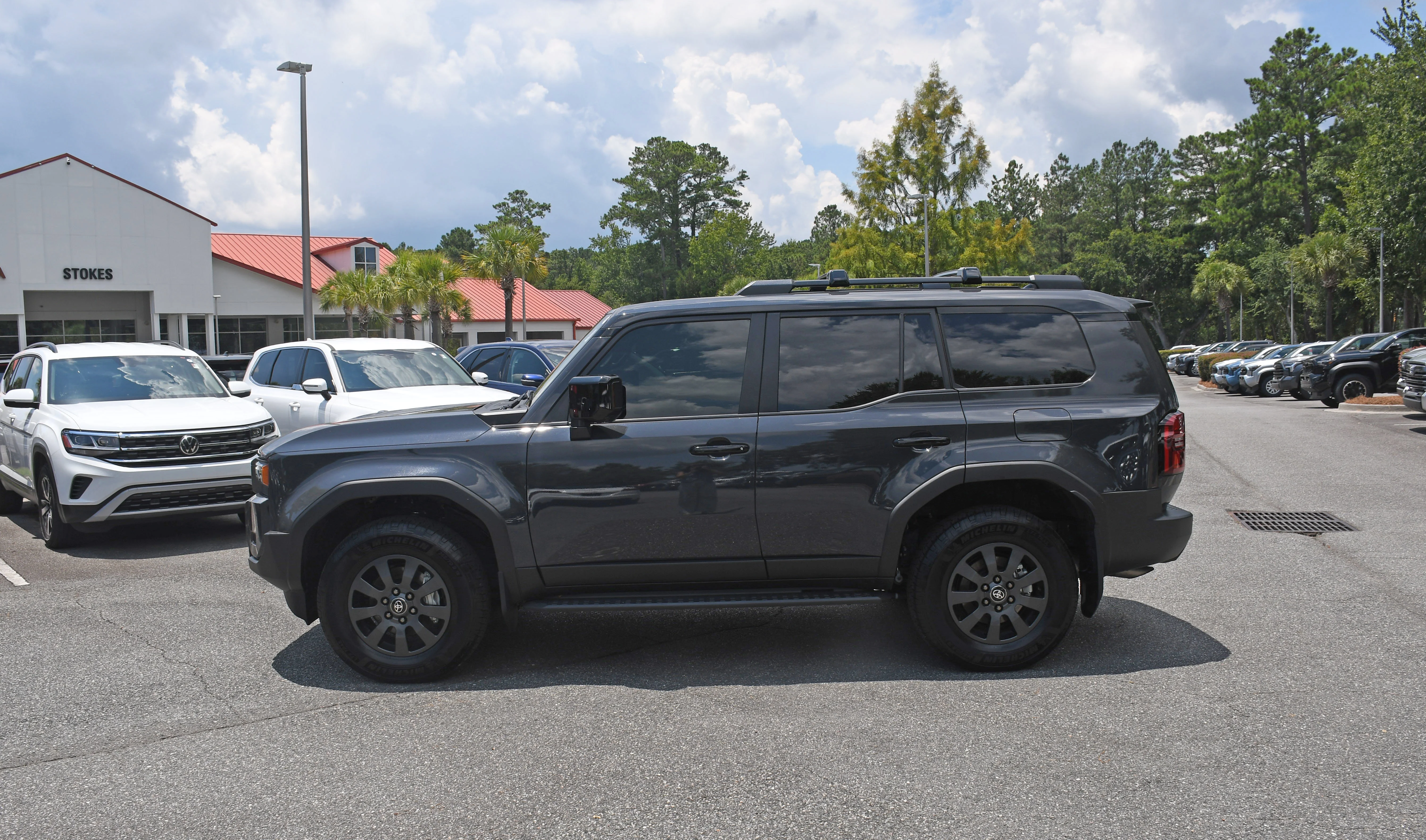Certified Used 2025  Toyota  image 2