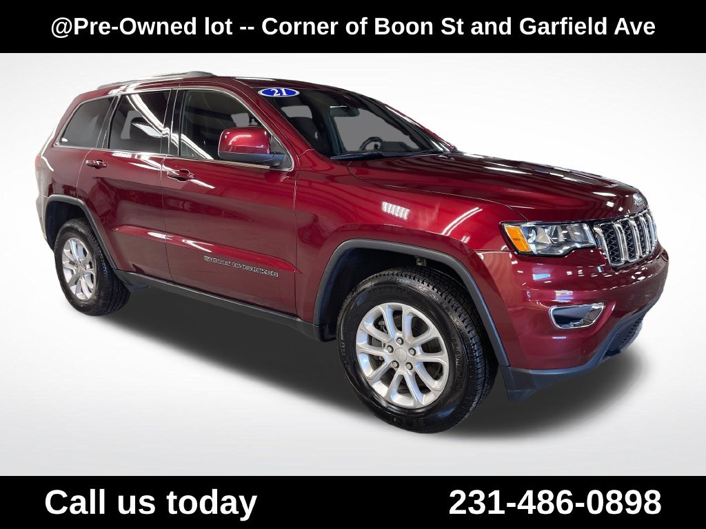 Used 2021 Red Jeep Laredo E image 7