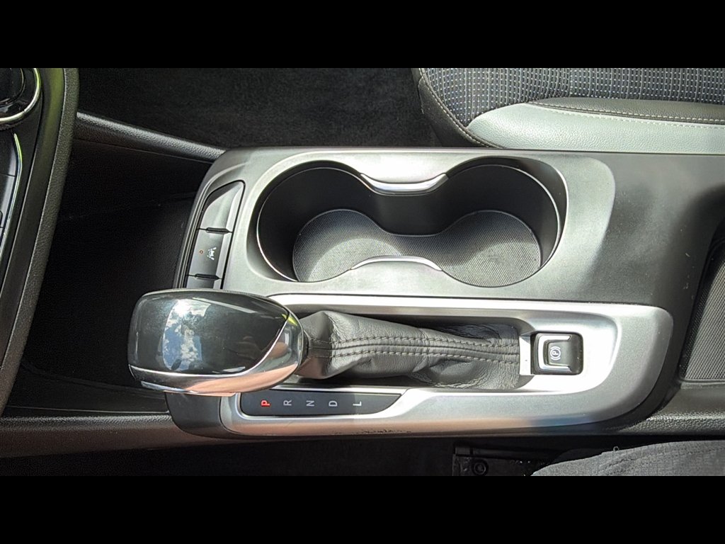 Used 2024 Ebony Twilight Metallic Buick Preferred image 20