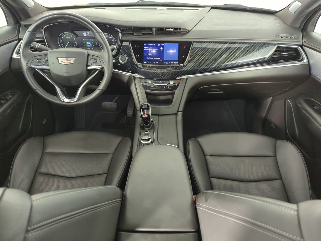 Certified Used 2025 Stellar Black Metallic Cadillac Premium Luxury image 14