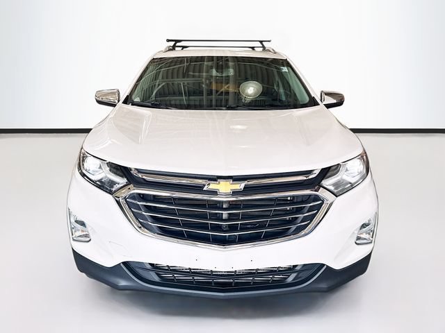 Used 2018 IRIDESCENT PEARL TRICOAT Chevrolet Premier image 4