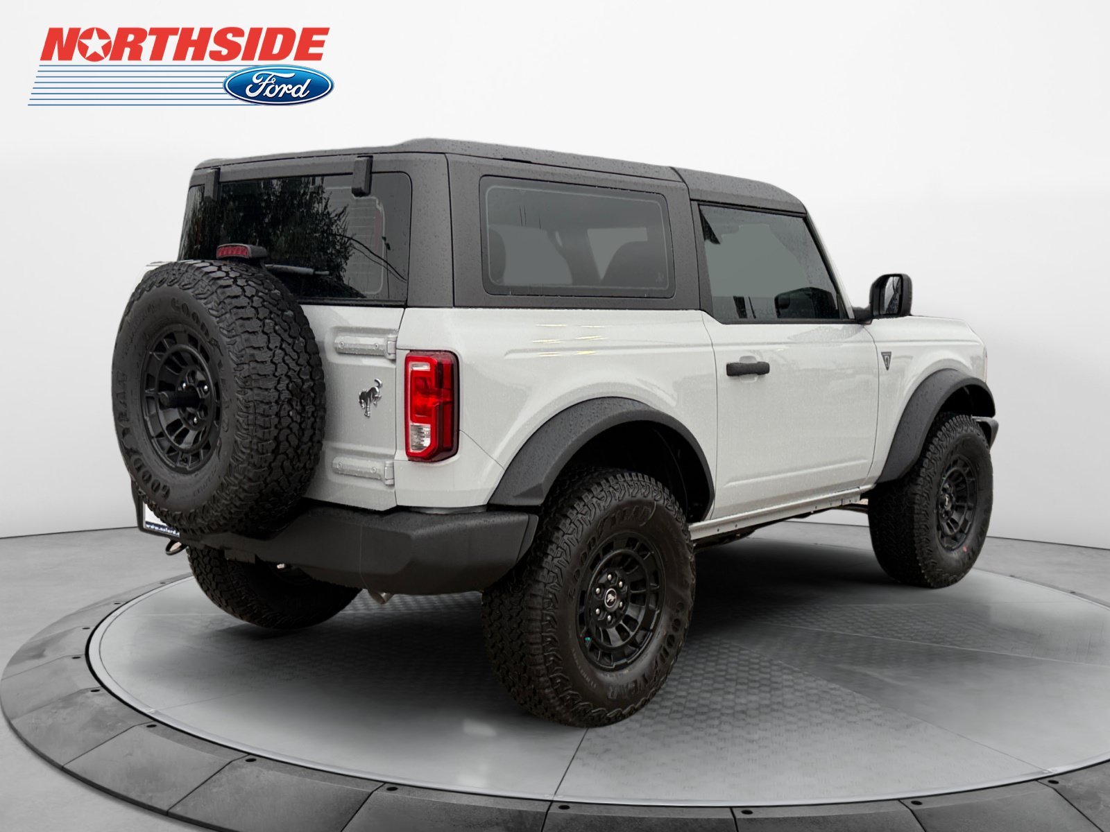 New 2026 Avalanche Gray Ford Base image 7