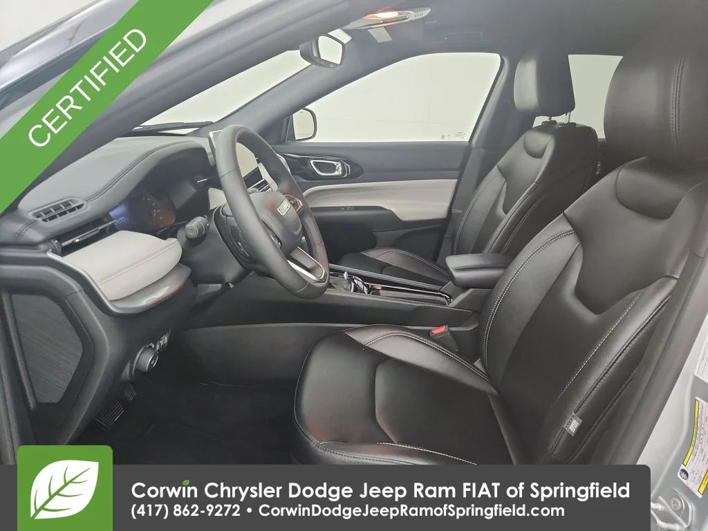 Certified Used 2025 Silver Jeep Limited image 18