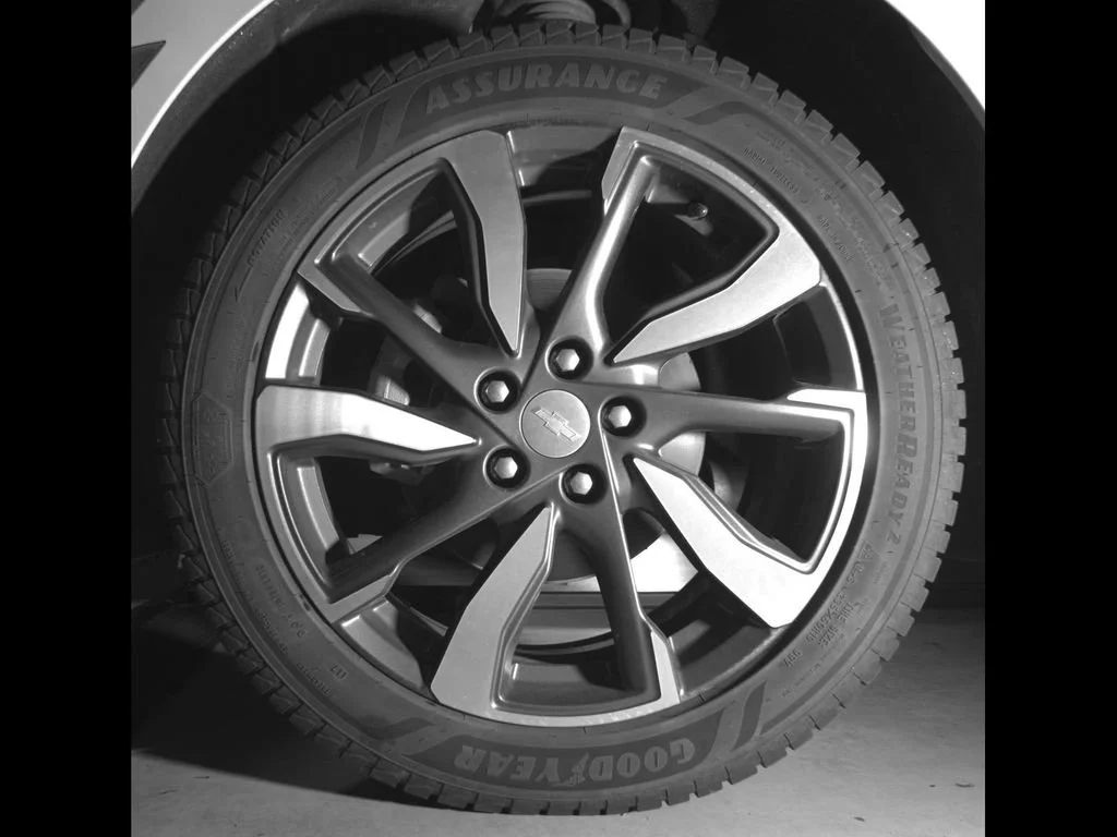 Certified Used 2022 IRIDESCENT PEARL TRICOAT Chevrolet Premier image 12