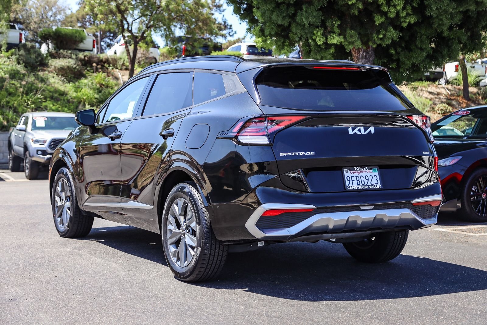 Used 2023 Black Kia SX-Prestige image 6