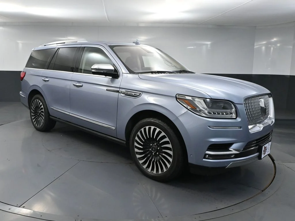 Used 2019 Blue Lincoln Black Label image 1