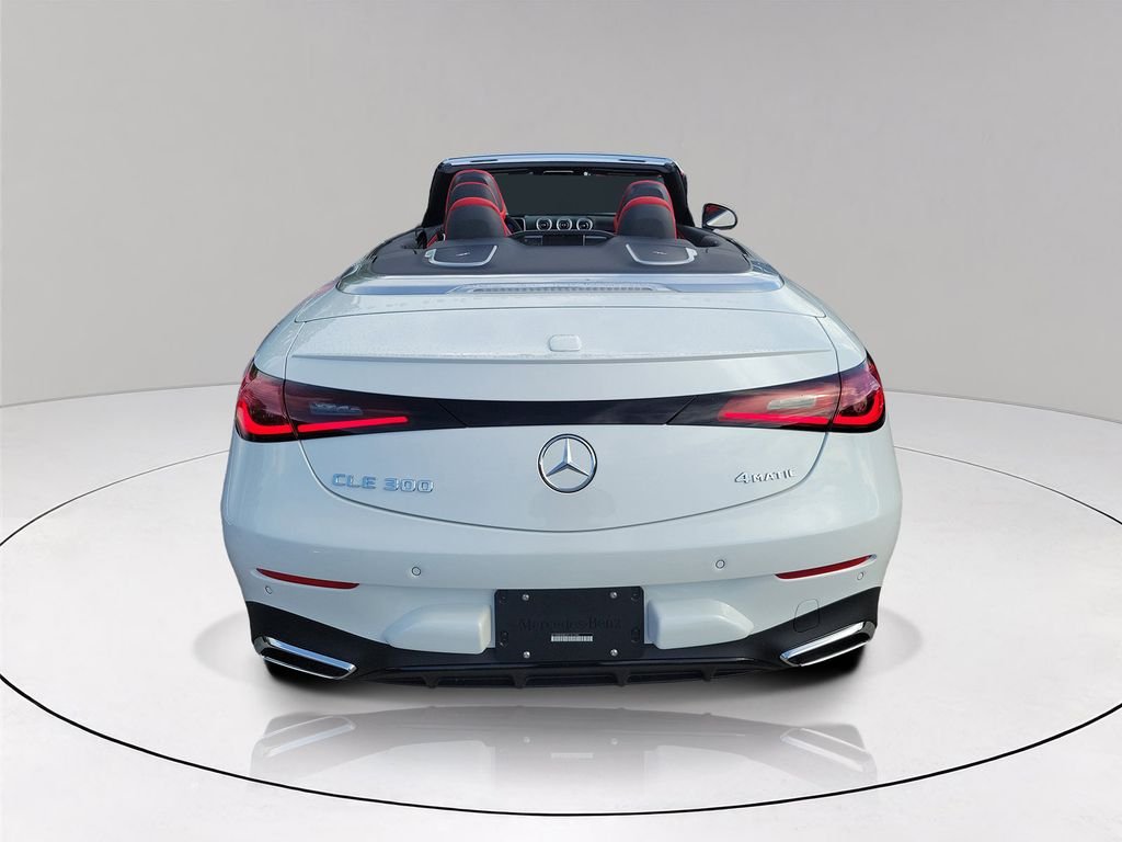 New 2027 MANUFAKTUR Moonlight White Metallic Mercedes-Benz CLE 300 image 5