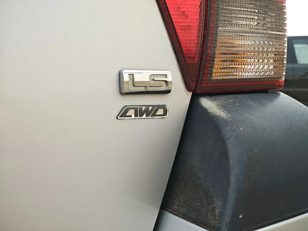 2005 Mitsubishi Endeavor LS - Photo 10
