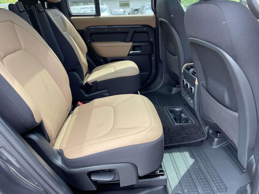 New 2026 Carpathian Grey Land Rover V8 image 20