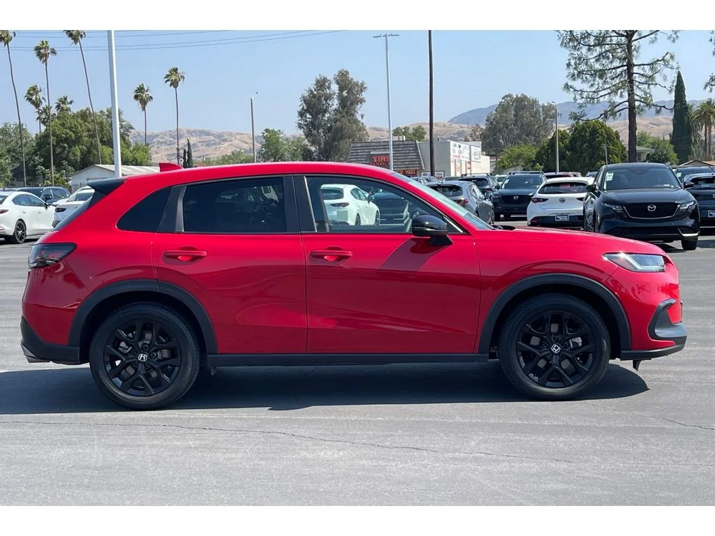 Used 2025 MILANO RED Honda Sport image 7