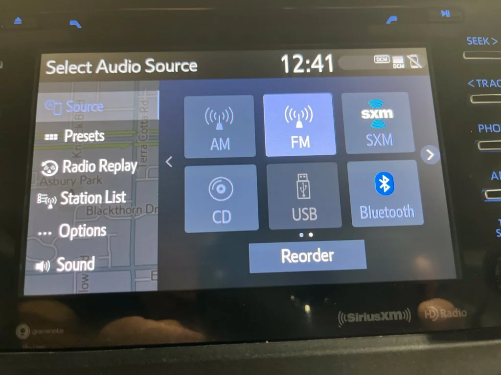 Used 2018 Blizzard Pearl Toyota XLE image 20