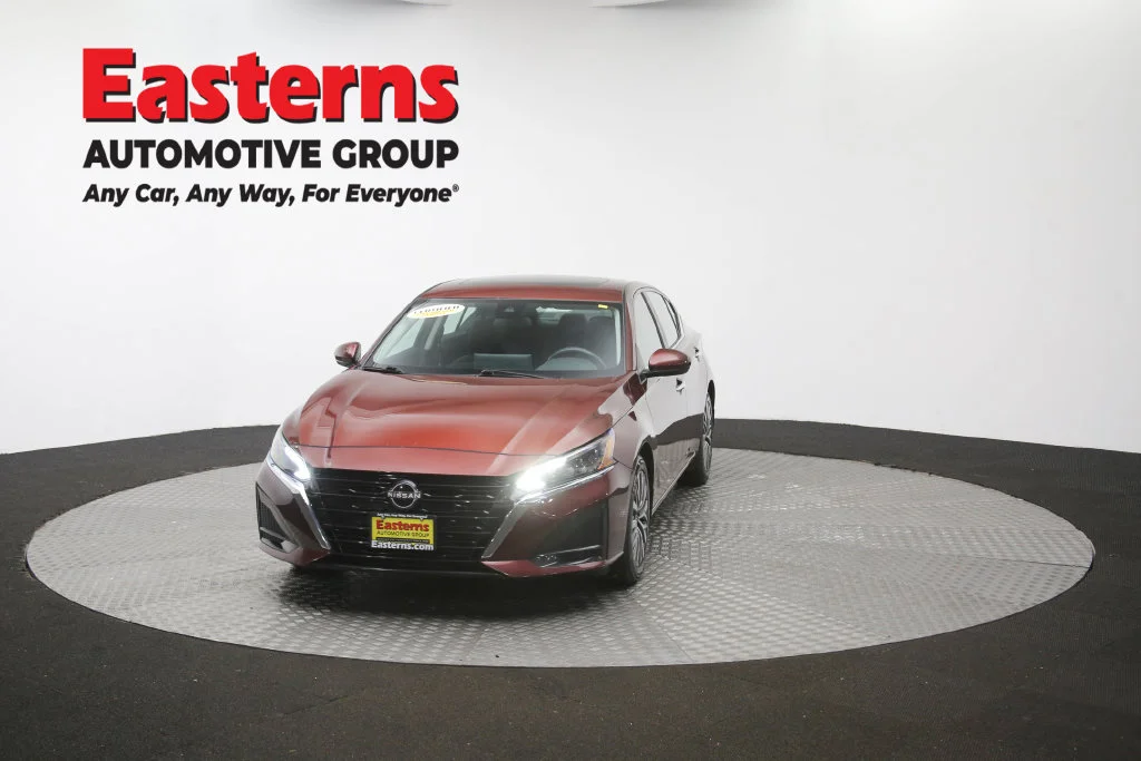 Used 2023 Red Nissan 2.5 SV image 57