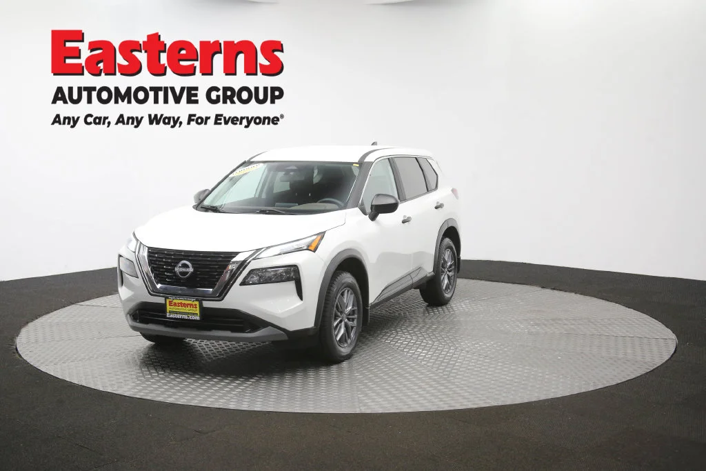 Used 2023 White Nissan S image 56