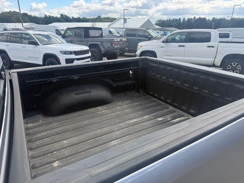 Used 2023 Silver Ram Big Horn/Lone Star image 6