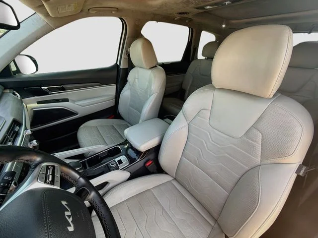 Used 2022 White Kia SX image 24