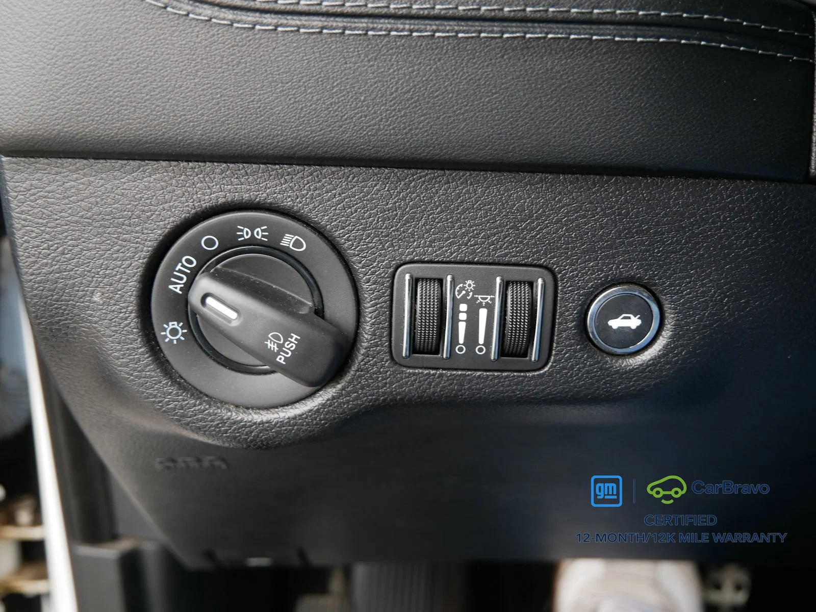 Used 2019 White Dodge R/T RWD image 28