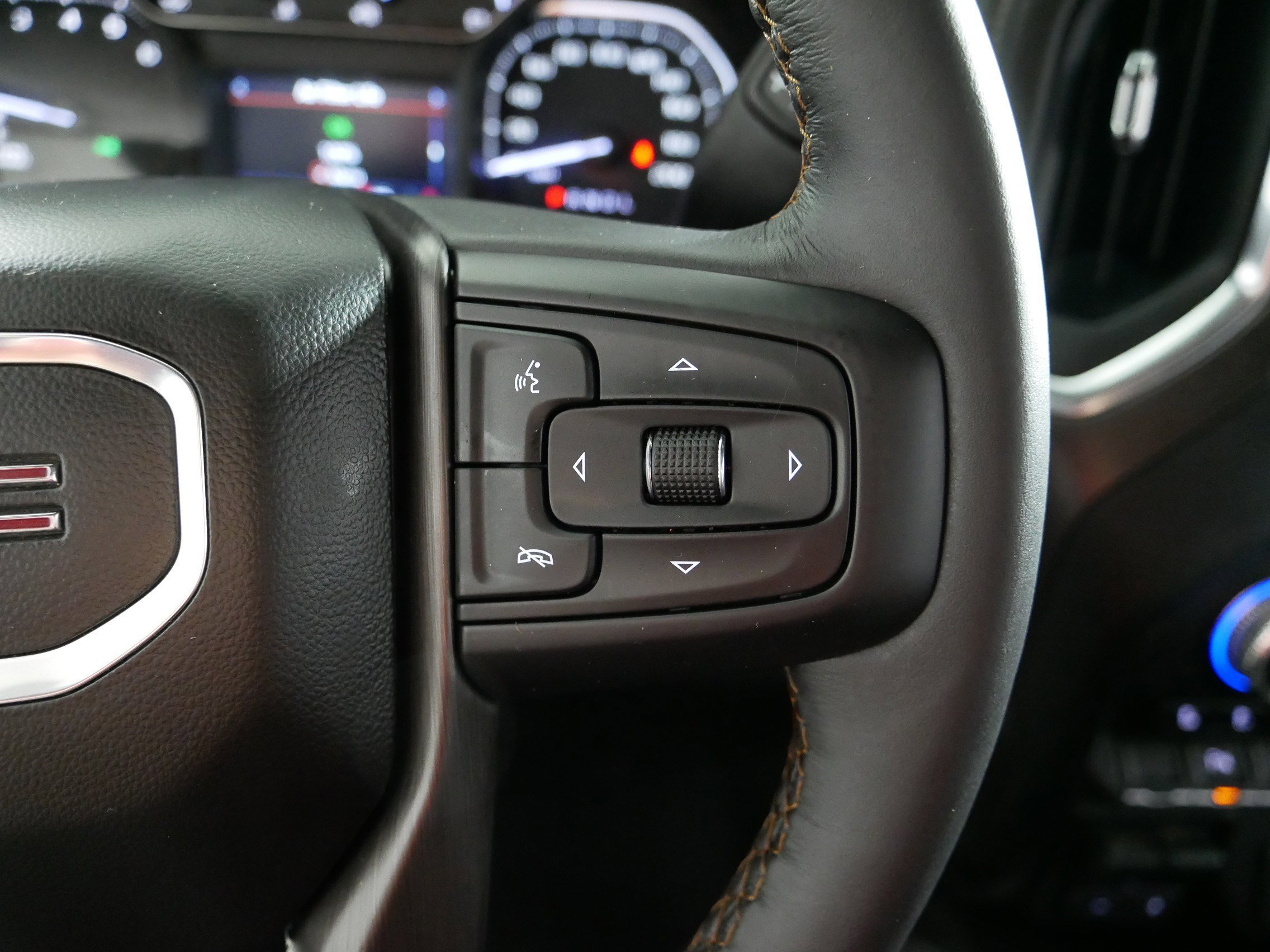 Used 2021 Black GMC AT4 image 28
