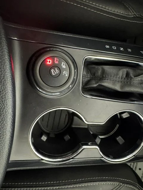 Used 2017 White Ford Limited image 18