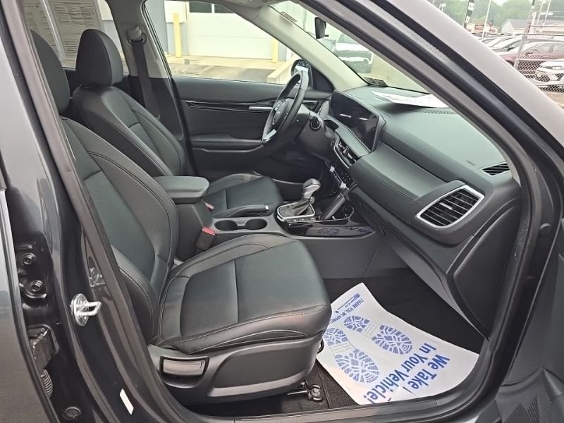 Used 2024 Gray Kia EX image 34