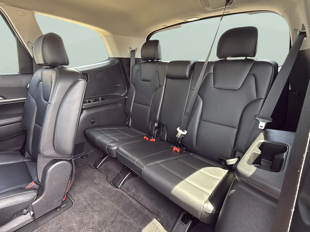 Used 2025 Ebony Black Kia S image 23