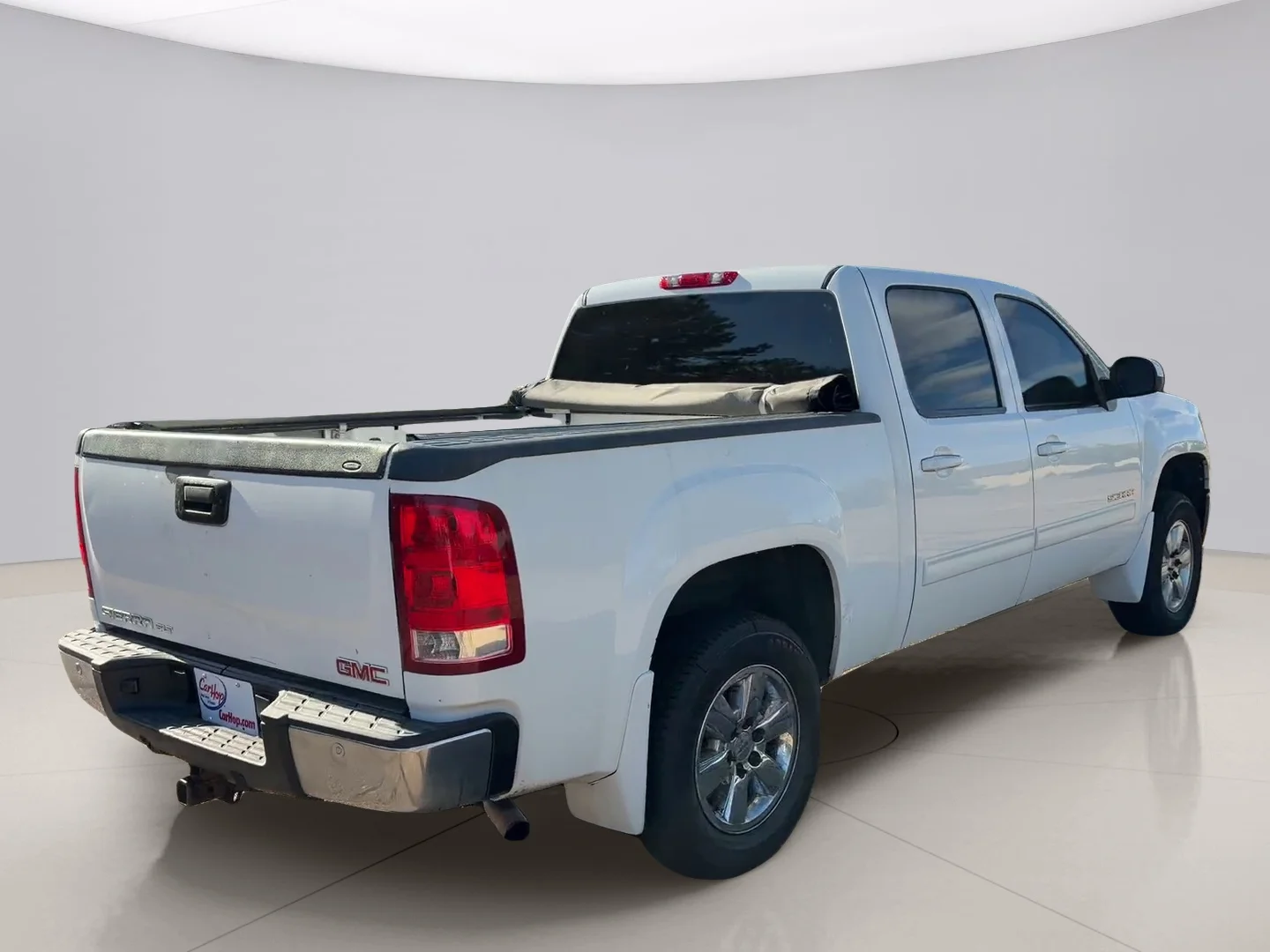 Used 2013 White Gmc SLT image 5