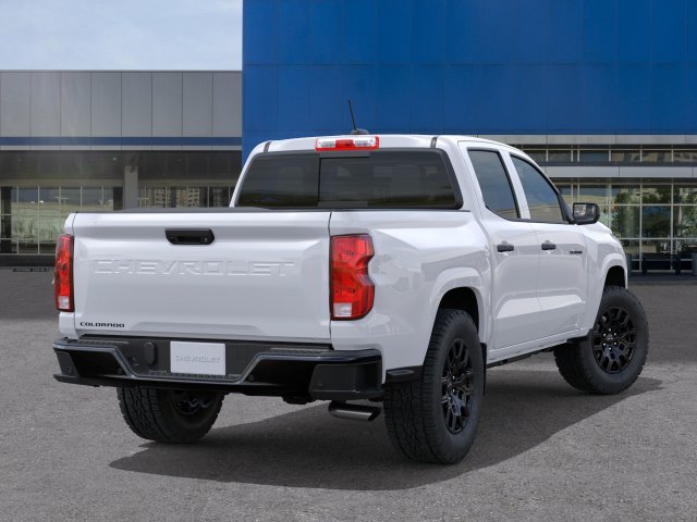 New 2026 Summit White Chevrolet WT image 4