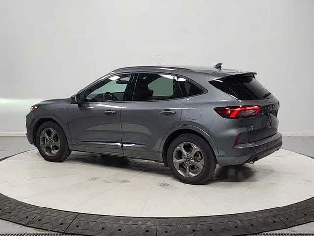 Used 2024 Gray Ford ST-Line image 5