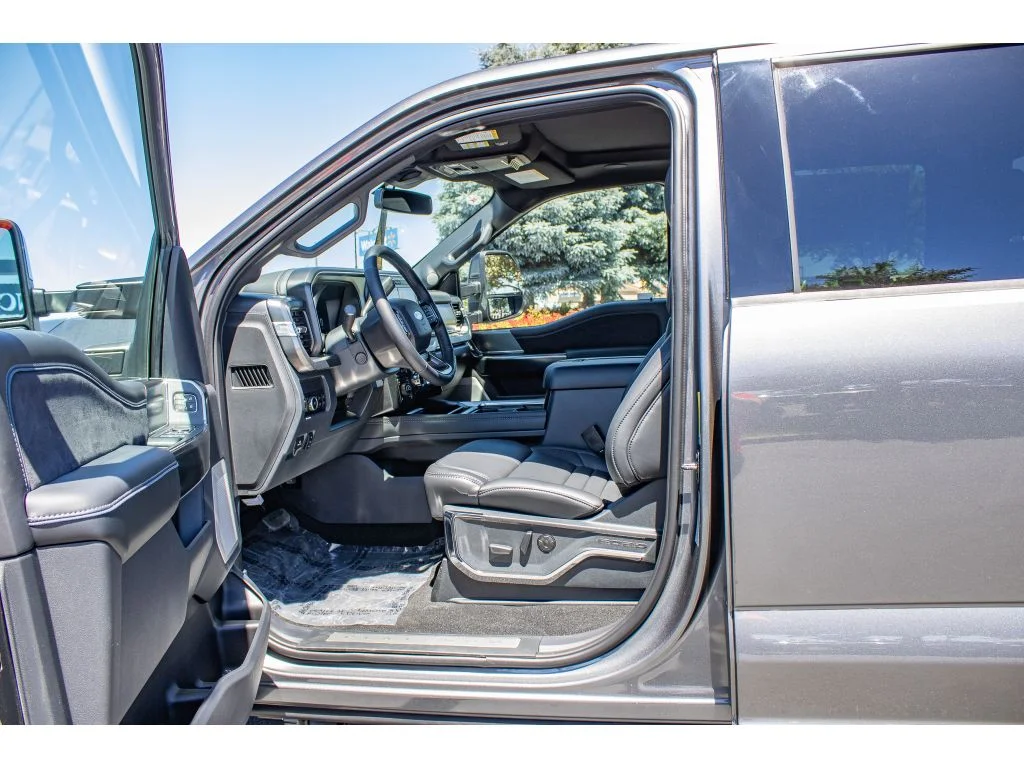 New 2026 Carbonized Gray Metallic Ford Platinum image 34