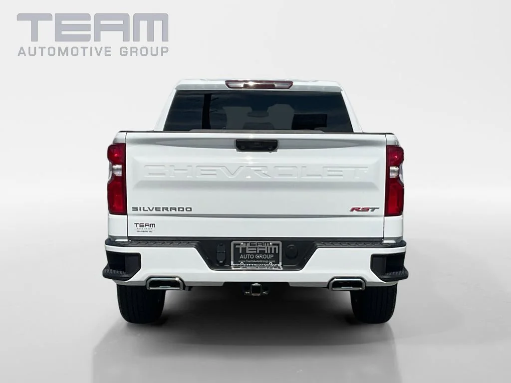 Used 2025 Summit White Chevrolet RST image 6