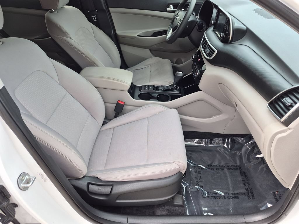 Used 2020 White Hyundai Value image 36
