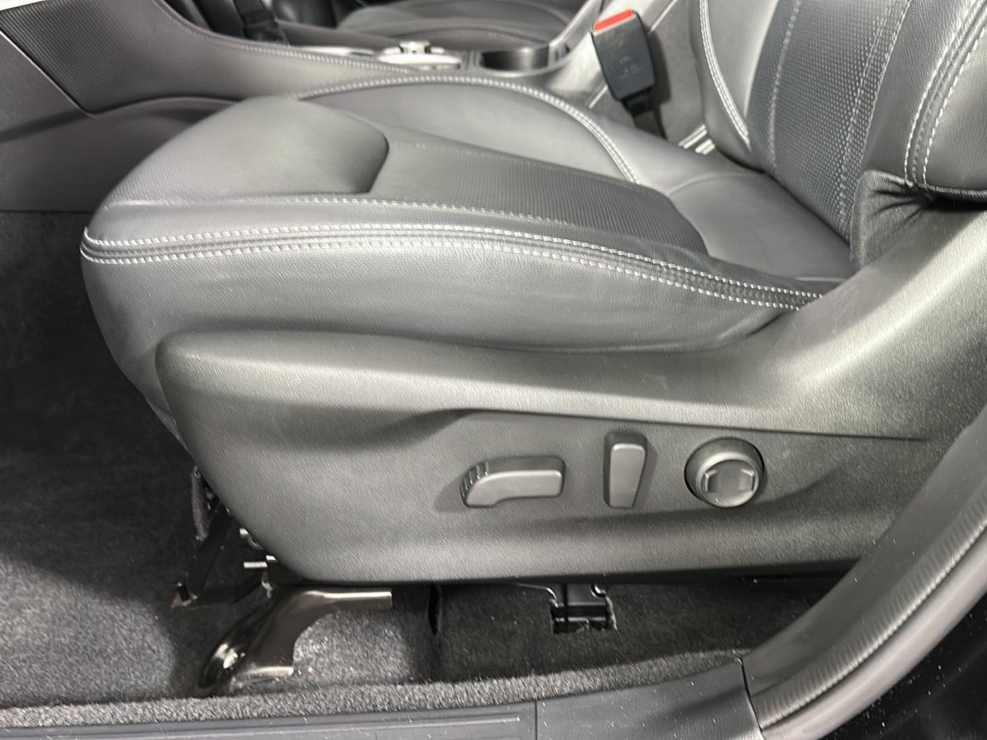 Used 2024 Crystal Black Silica Subaru Touring image 8