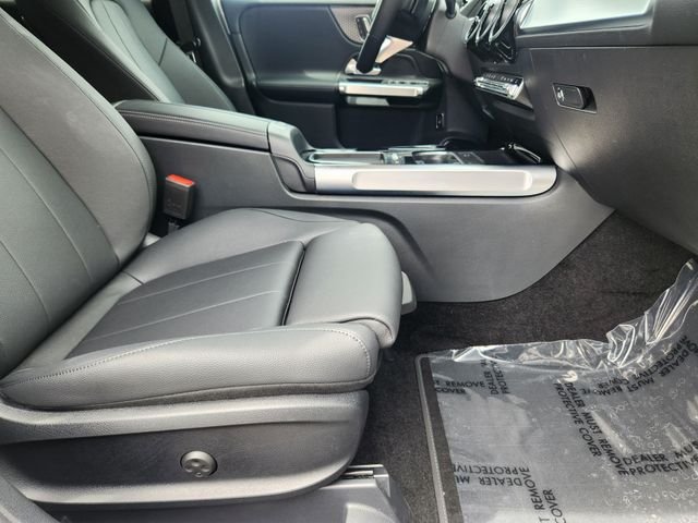 Certified Used 2026 White Mercedes-Benz GLB 250 image 20