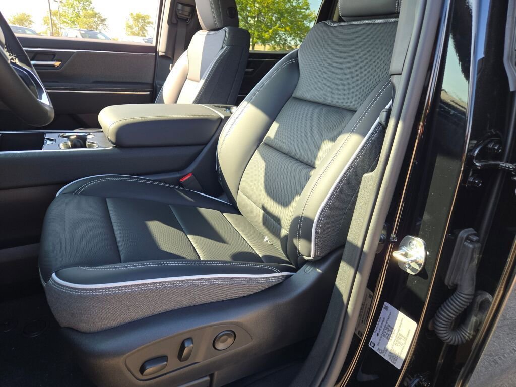 2026 GMC Sierra EV Elevation - Photo 22